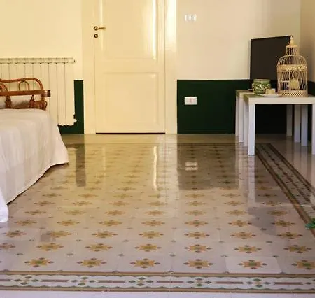 Casa Canape * Gioiosa Marea